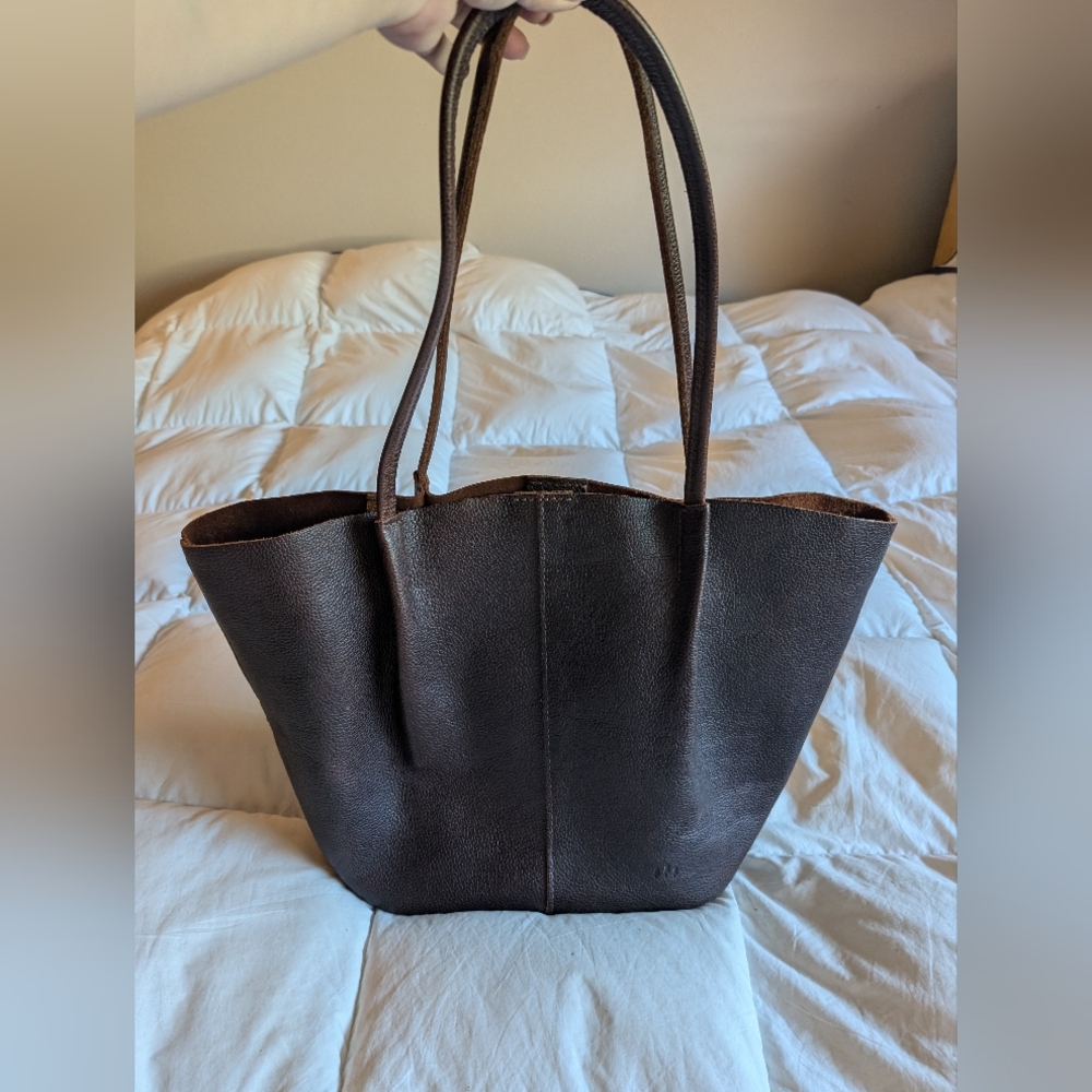 Devon Bucket Tote Portland Leather Goods